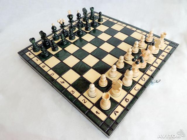 Красивые, деревянные шахматы